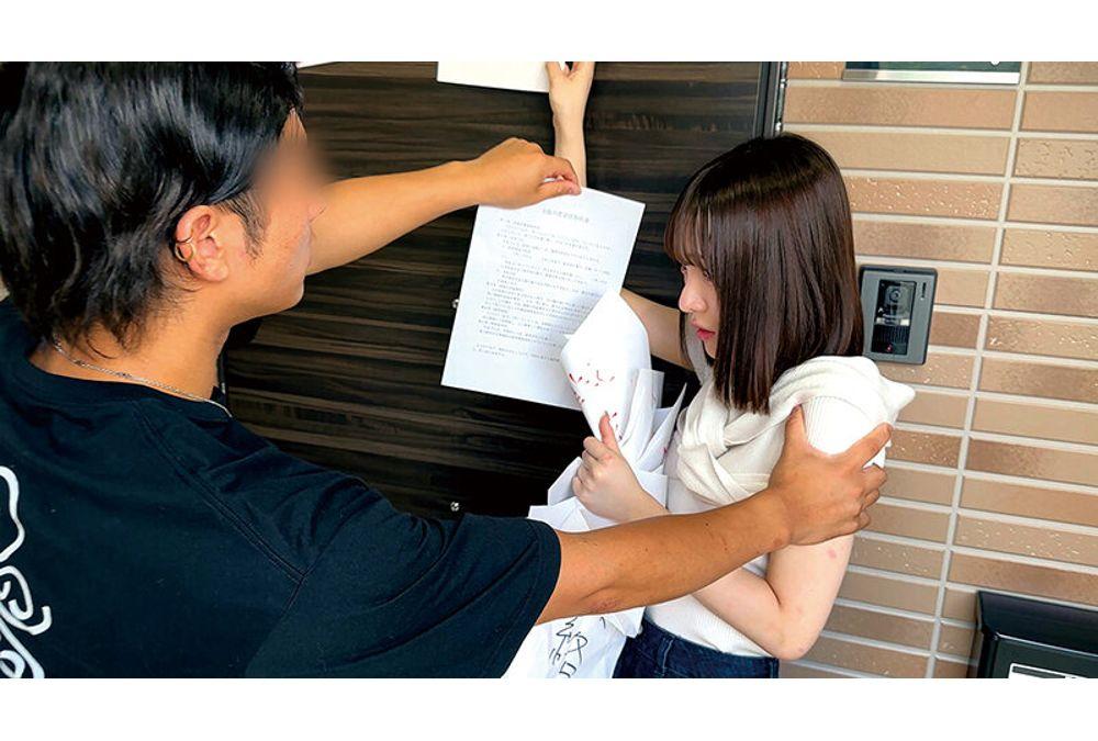 HRSM-136 Debt Collectors Expose Four Struggling Students Who Came To Tokyo From The Countryside And Had To Spread Their Legs Because They Had No Money. Their Human Rights Were Ignored And Their Debtors Were Forced To Take Their Huge Cocks. Screenshot 20