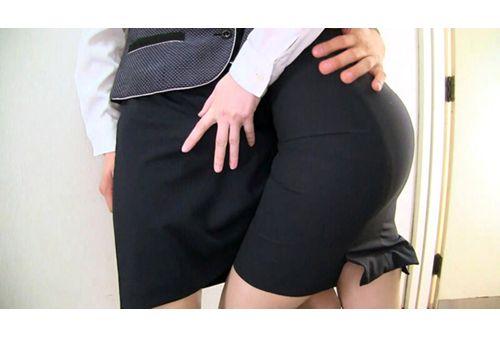 KTB-099 ~My Crossdressing Lesbian Diary With My Girlfriend~ My Female Boss Saw Me Having Crossdressing Lesbian Fun With My Girlfriend At Work And Seduced Me! I Ended Up Being Used As A Toy By The Two Of Them And Being Raped. Screenshot 20