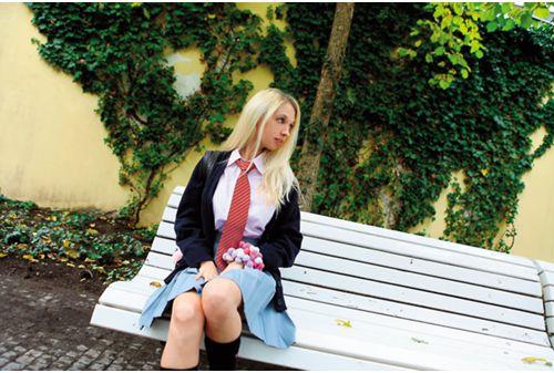 SUJI-180 European Blonde Uniform Beautiful Girl Play Creampie Intercultural Exchange Alexa Mima Screenshot
