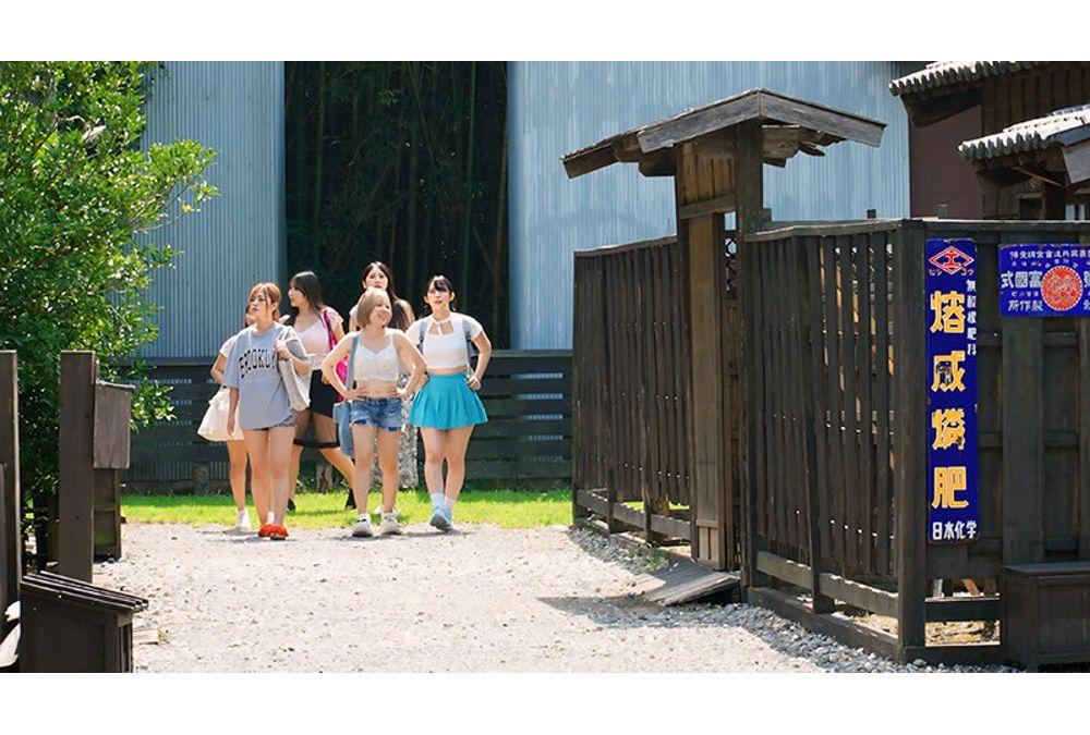 FTHTD-189 Naked Hide And Seek - A Forbidden Village, A One-Way Ticket To Tragedy Screenshot 15